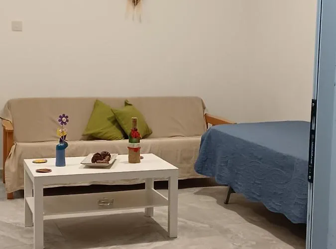 Апартаменты Andri' S Place *